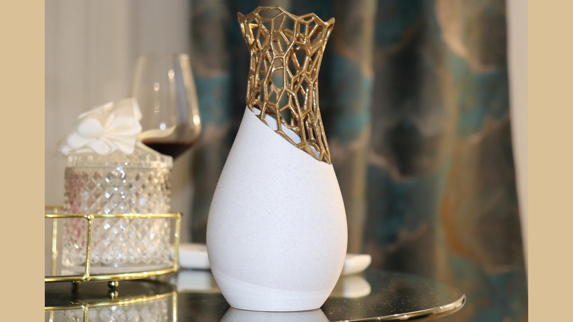 Vaso di design con struttura parametrica stampata in 3D